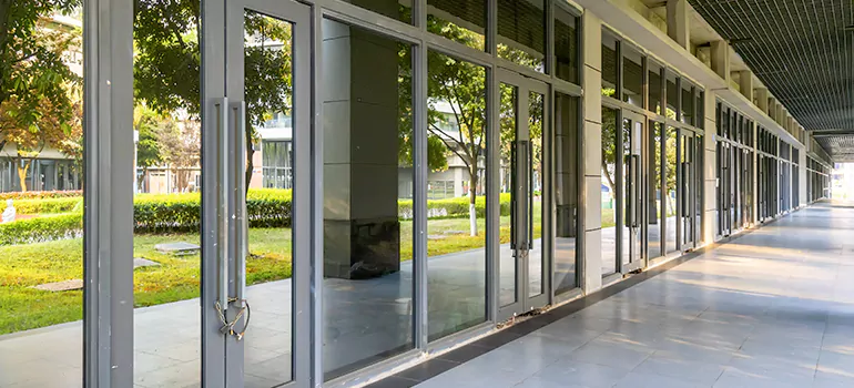 Professional Accordion Door Repair in Levis, Quebec