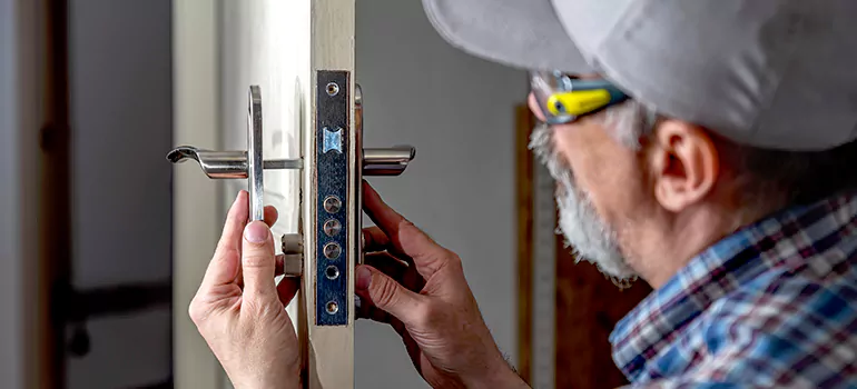 Patio Door Handle Replacement in Levis, Quebec