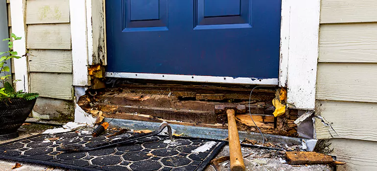 Broken Door Jamb Repair in Levis, QC
