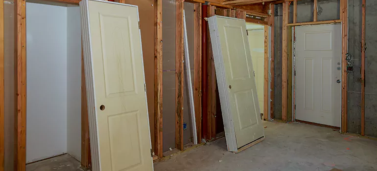Heavy Duty Sliding Door in Levis, QC