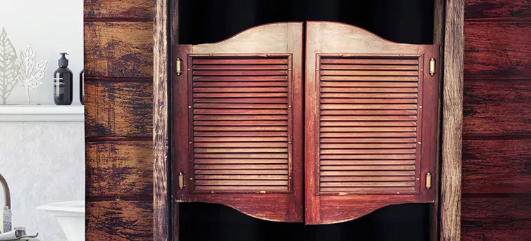 Installing Saloon Door Hinges in Levis, QC