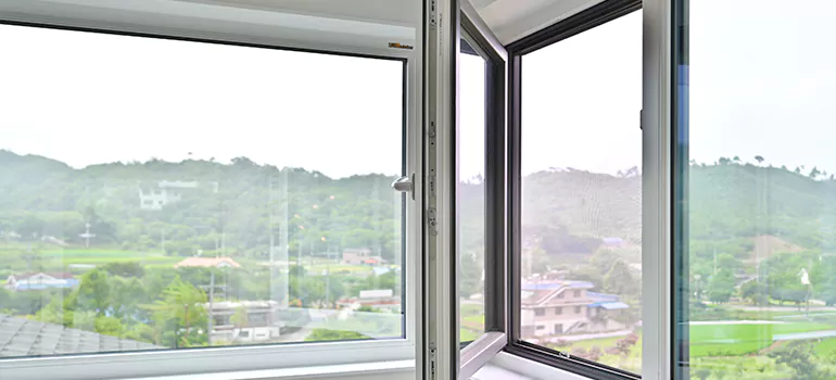 Large Triple Pane Windows in Levis, QC
