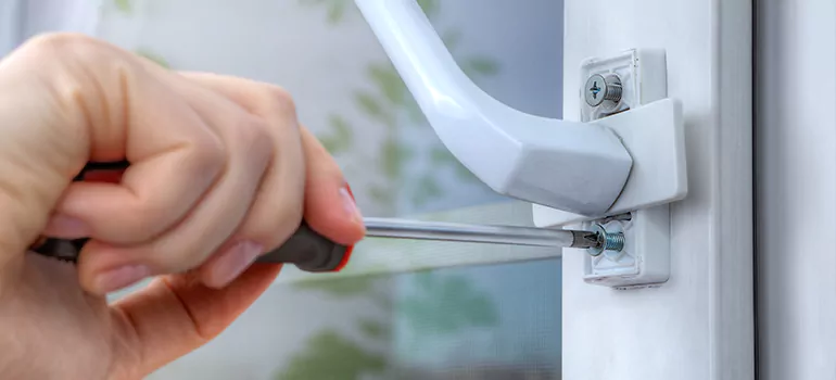 Window Crack Repair in Levis, QC