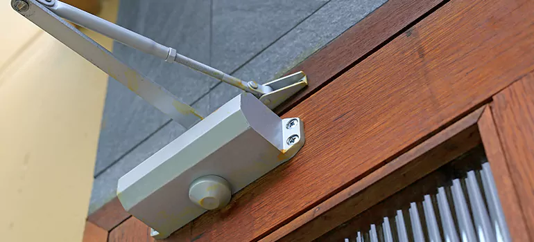 Electric Garage Door Opener Installation in Levis, Quebec